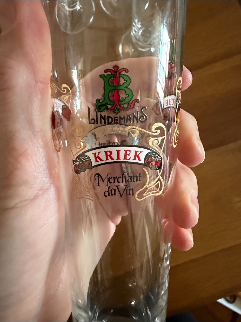 NWOT Set of 4 Lindemans Lambic Glasses - Gold Rims & Watermarked Bases - Picture 6 of 7
